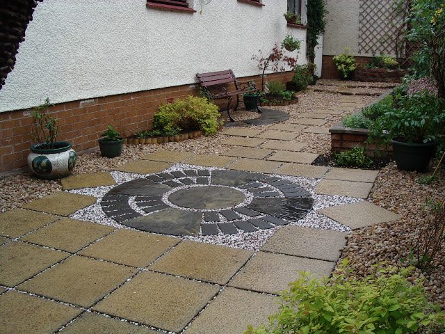 Saxon Stepping Stones Saxon Paving