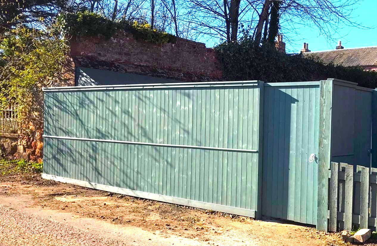Tounge and Groove Fencing - Seagrass Tounge and Groove Fencing - Seagrass